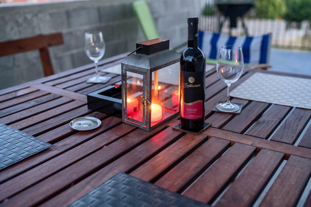 Apartman Vodice Buitenkant foto