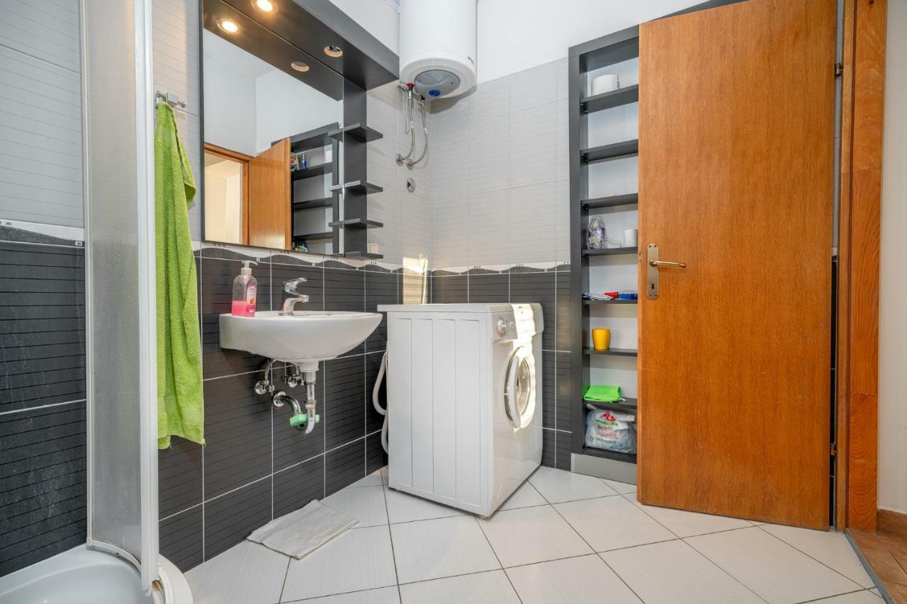 Apartman Vodice Buitenkant foto
