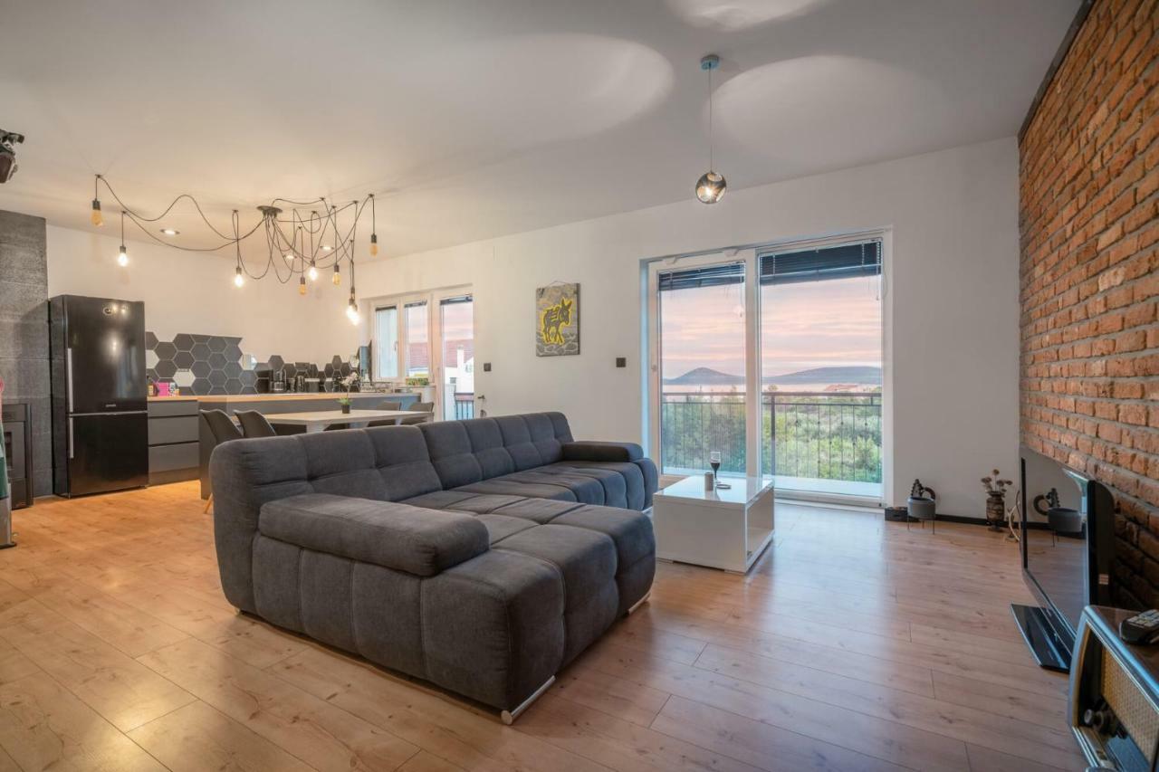 Apartman Vodice Buitenkant foto